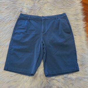 Coldwater creek womens blue dressy shorts size 12‎